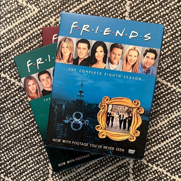 FRIENDS season 8 - Picture 1 of 3